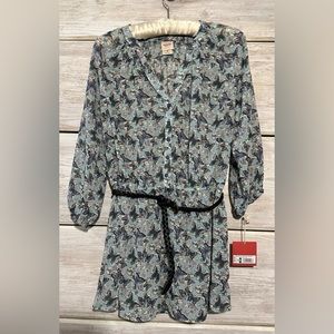 NWT Mossimo Flowy Top W Belt